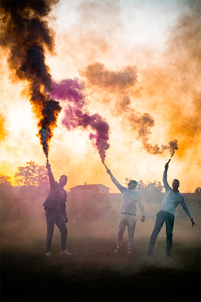 Fumigènes à main