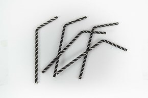 Paille Flexible rayure Noir/Blanc - Ø6mm 21cm - 100 unités