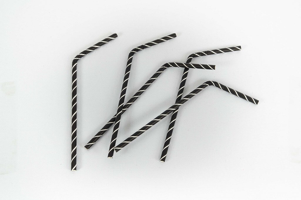 Paille Flexible rayure Noir/Blanc - Ø6mm 21cm - 48 unités
