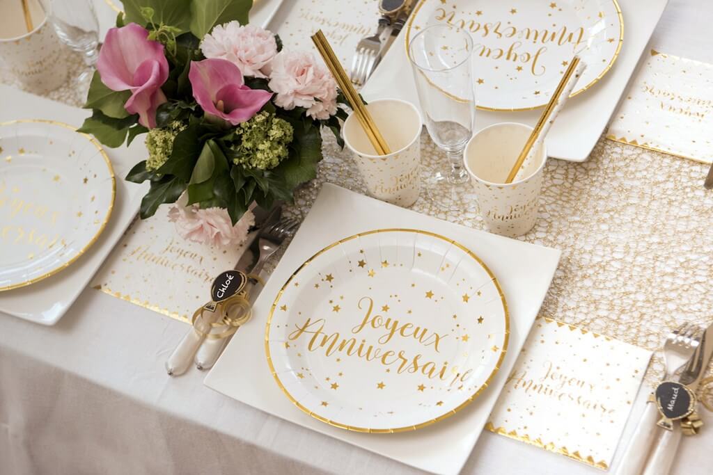 Assiette Joyeux Anniversaire Or/Blanc (lot de 10)